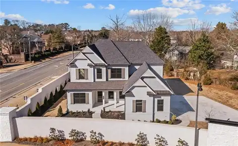 2711 Twisted Oak Lane NE, Marietta, GA 30066