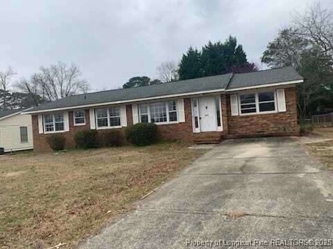1776 Inverness Drive, Fayetteville, NC 28304