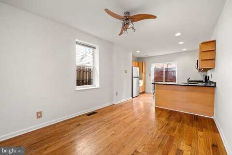 985 N RANDOLPH STREET, PHILADELPHIA, PA 19123