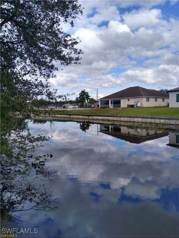 400 NW 9th Street, Cape Coral, FL 33993