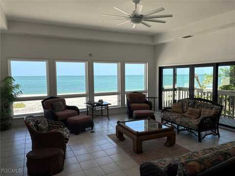 484 Gulf Bend Drive, Captiva, FL 33924