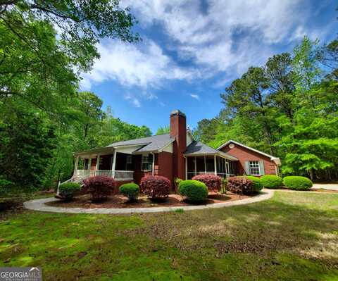 453 Jackson Lake Inn, Jackson, GA 30233