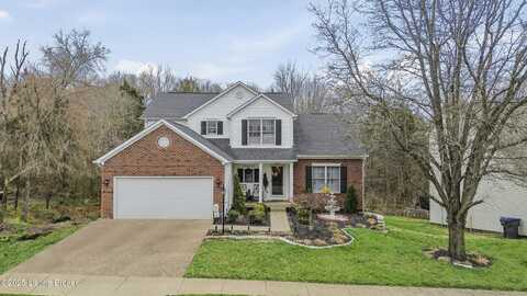 9415 River Trail Dr, Louisville, KY 40229