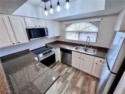 8455 W Sahara Avenue, Las Vegas, NV 89117