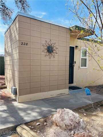 228 E Van Wagenen Street, Henderson, NV 89015