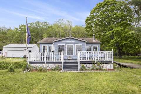 9448 Arnold Creek Road, Reed City, MI 49677