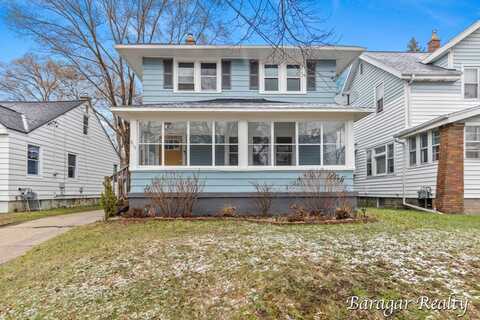 915 Ballard Street SE, Grand Rapids, MI 49507
