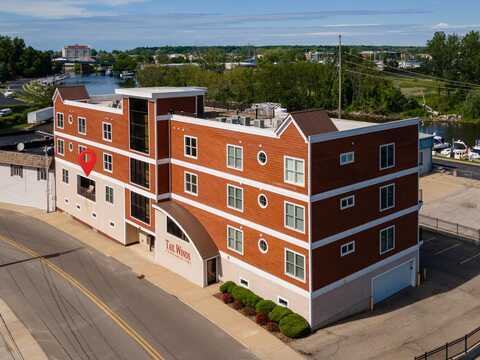 1221 Broad Street, Saint Joseph, MI 49085