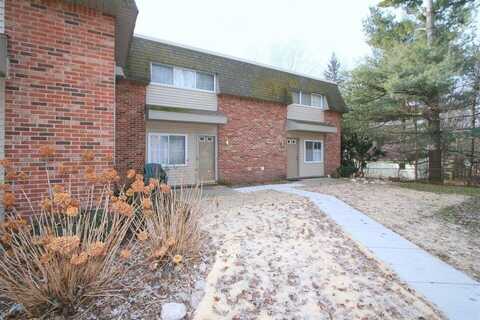 519 Longshore Drive, Ann Arbor, MI 48105