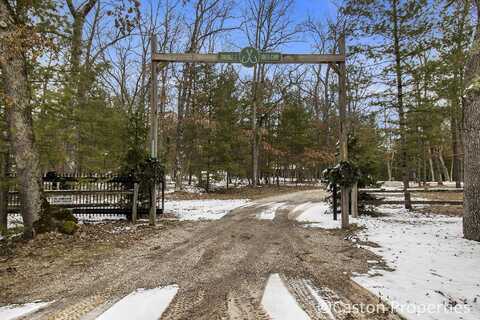 9598 W River Road, Irons, MI 49644
