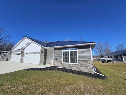 235 Auseon Court, Hillsdale, MI 49242