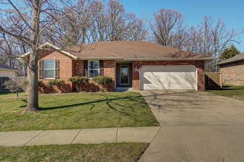 1303 E Hampton Drive, Ozark, MO 65721