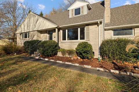 2369 E Seminole Street, Springfield, MO 65804