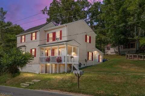 77 Swartswood Rd, Newton, NJ 07860