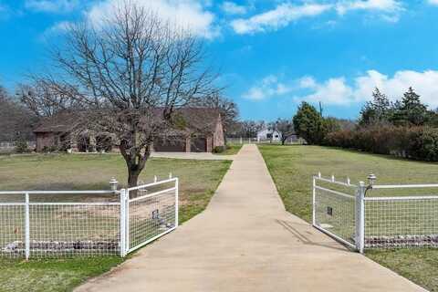 17909 Terrace Dr, Kemp, TX 75143