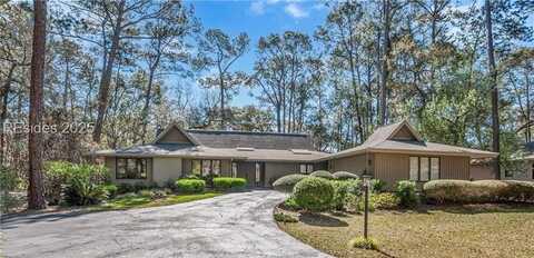 55 Gloucester Road, Hilton Head Island, SC 29928
