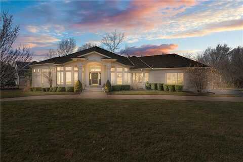 6402 Warwick Street, Shawnee, KS 66218