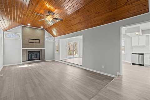 10009 E 56th Terrace, Raytown, MO 64133