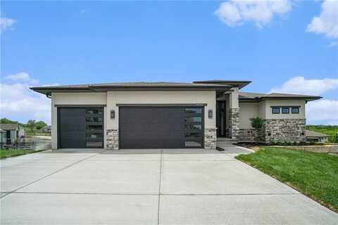 2317 SW Morris Drive, Lees Summit, MO 64082