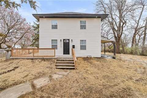 9519 E Truman Road, Independence, MO 64052