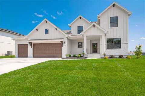 2323 Fishing Lane, Kearney, MO 64060