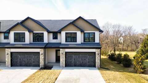 1125 Ivy Ln, NorthLiberty, IA 52317