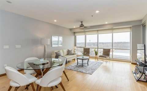 1303 5th St, Coralville, IA 52241