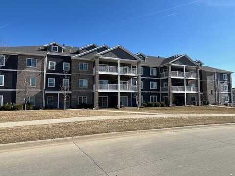 2867 Spring Rose Cir #308, Coralville, IA 52241