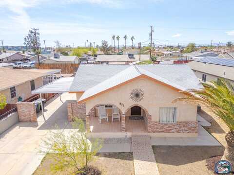 873 Woodward Ave, El Centro, CA 92243