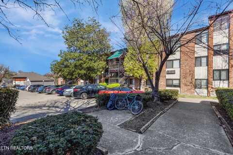 2718 Painter Ave, Knoxville, TN 37919