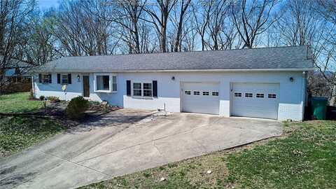 309 Evergreen Circle, Poca, WV 25159