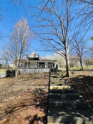 18 Madison Street, Beattyville, KY 41311