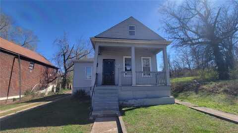 5052 Plover Avenue, Saint Louis, MO 63120