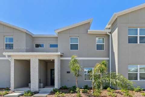 1112 Kingsbarn St, Davenport, FL 33896