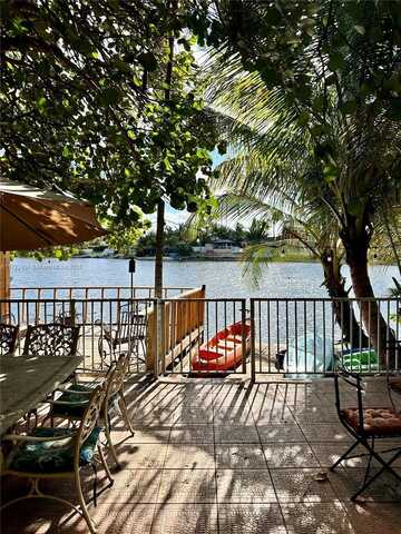 1090 MEADOWLARK AVE #1090, Miami Springs, FL 33166