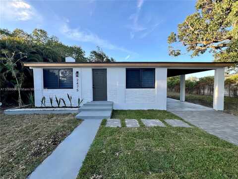 2475 NW 95th Ter, Miami, FL 33147