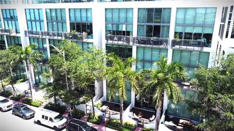 6000 Collins Ave, Miami Beach, FL 33140