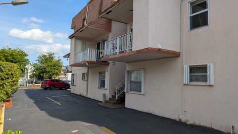1560 W 46th St, Hialeah, FL 33012