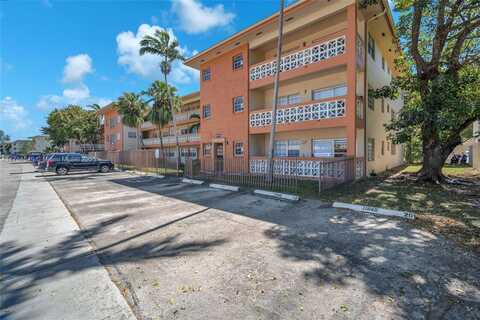 11840 NE 19th Dr, North Miami, FL 33181
