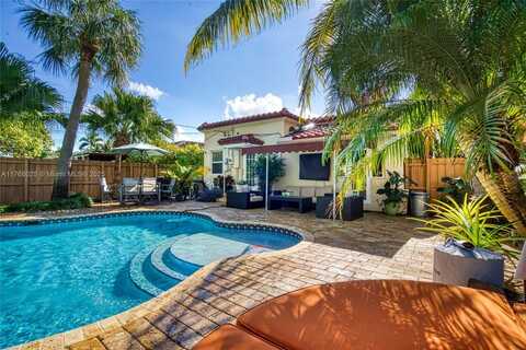 719 S 17th Ave, Hollywood, FL 33020