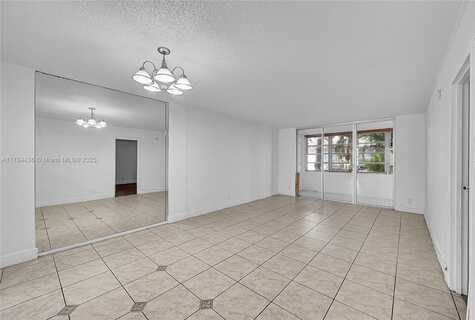 4850 NW 29th Ct, Lauderdale Lakes, FL 33313