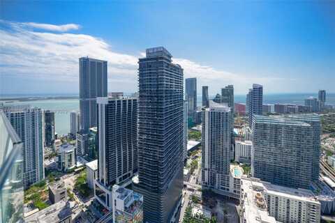 45 SW 9th St, Miami, FL 33130