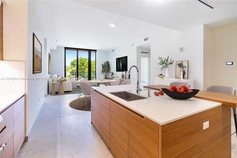 3581 E Glencoe St, Miami, FL 33133