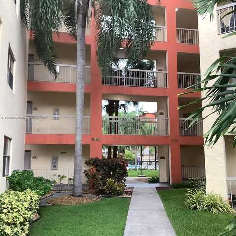 8160 Geneva Ct, Doral, FL 33166