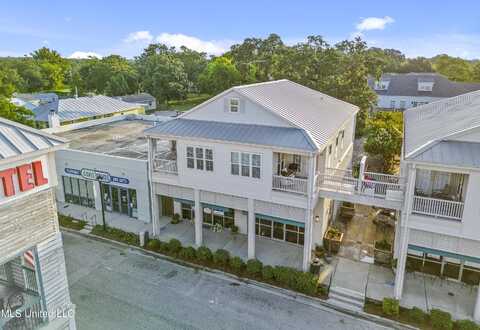 116 Davis Avenue, Pass Christian, MS 39571