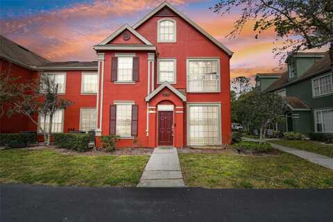 9118 LAKE CHASE ISLAND WAY, TAMPA, FL 33626