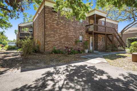 10453 CARROLLBROOK CIRCLE, TAMPA, FL 33618