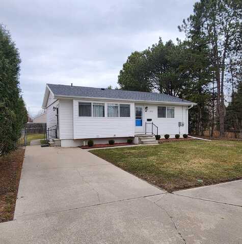 1911 James, Essexville, MI 48732