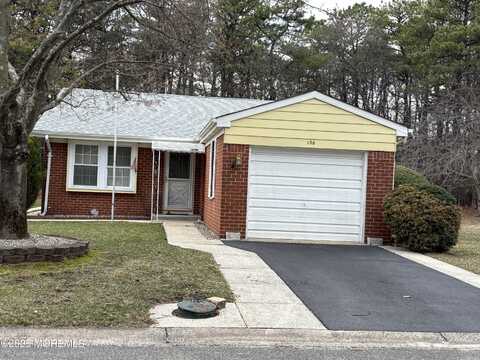 196 Constitution Boulevard, Whiting, NJ 08759