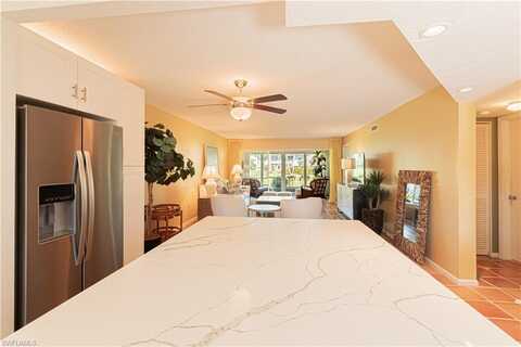325 Charlemagne, NAPLES, FL 34112